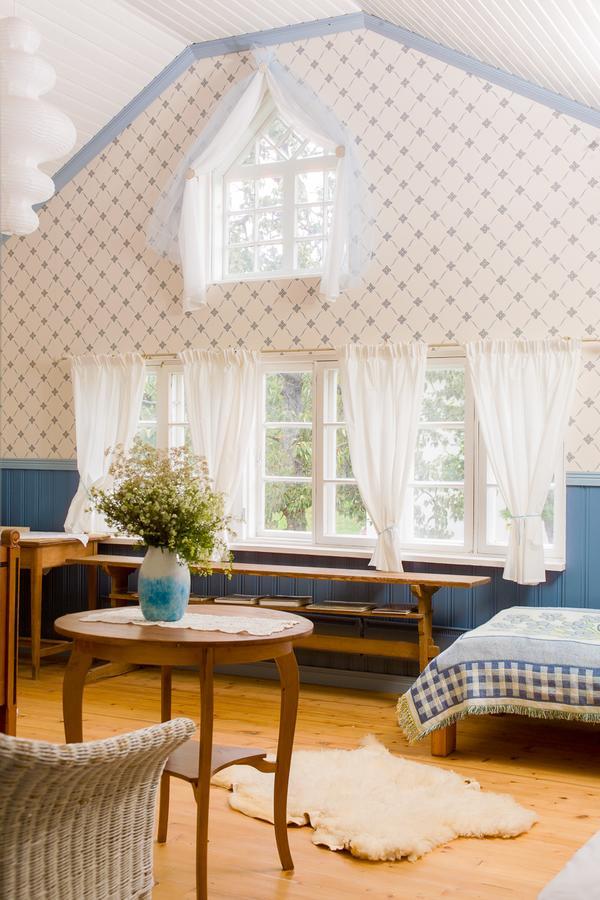 Bed and Breakfast Koivulan Kartano Lohja Exterior foto